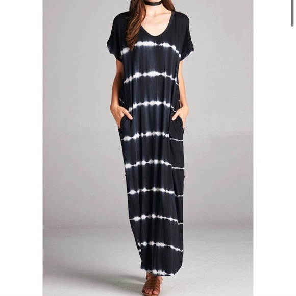 Dresses & Skirts - Hailey & Co. Black Tie Dye Maxi Dress S